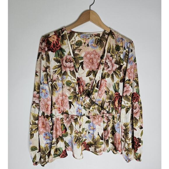 GUESS Women’s Size XL Floral Print Wrap Blouse Designer Fashion Chiffon - Picture 7 of 14